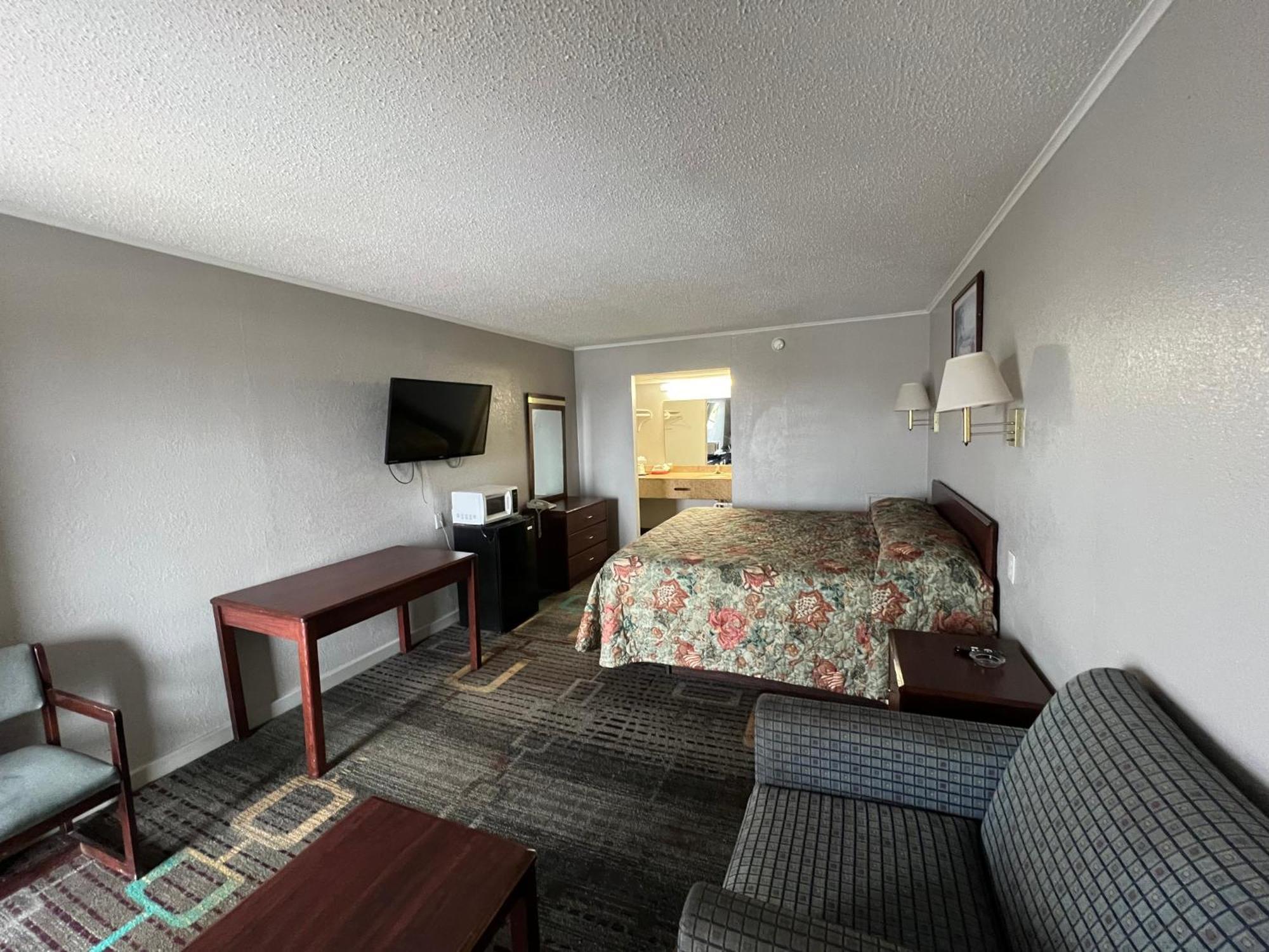 Hotel 81 El Reno Luaran gambar